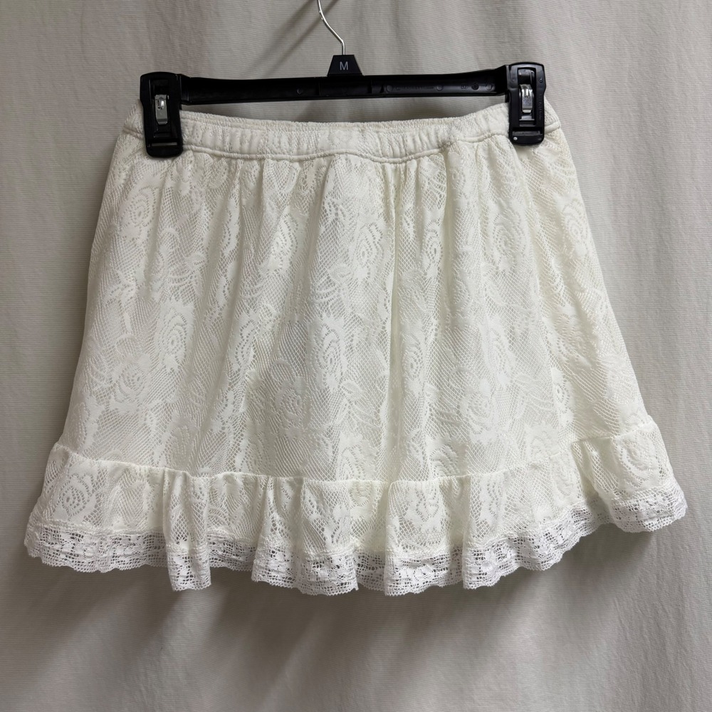 NWT Abercrombie & Fitch White Floral Lace Ruffle Mini Skirt Womens Medium - Picture 5 of 9